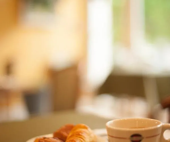 Hotel Logis Thermal Saubusse