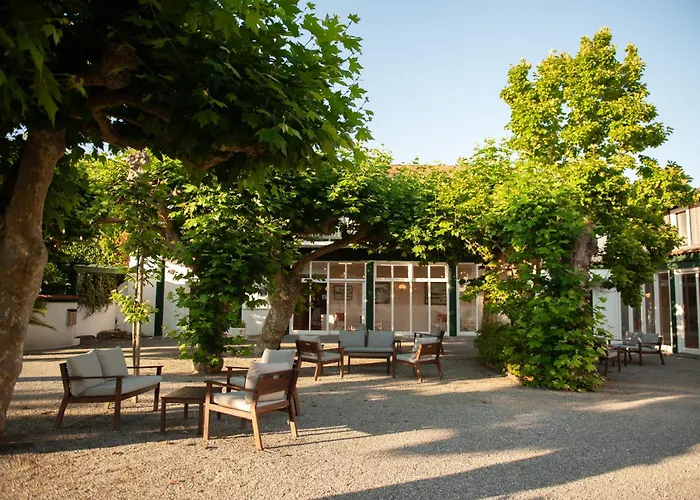 Hotel Logis Thermal 3*