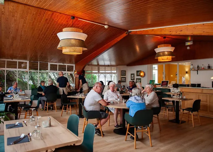 Hotel Logis Thermal Saubusse